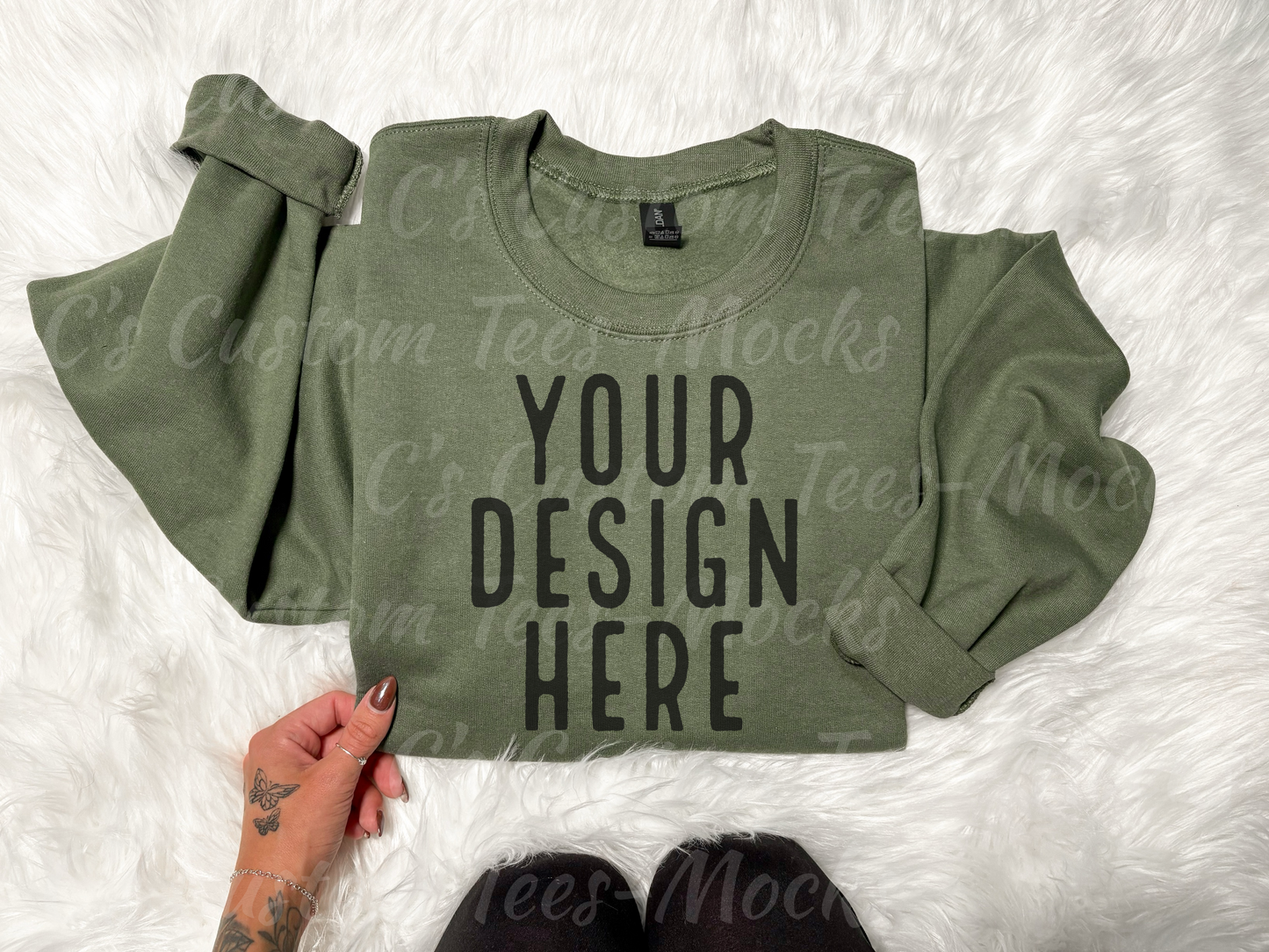 Gildan military green mockup
