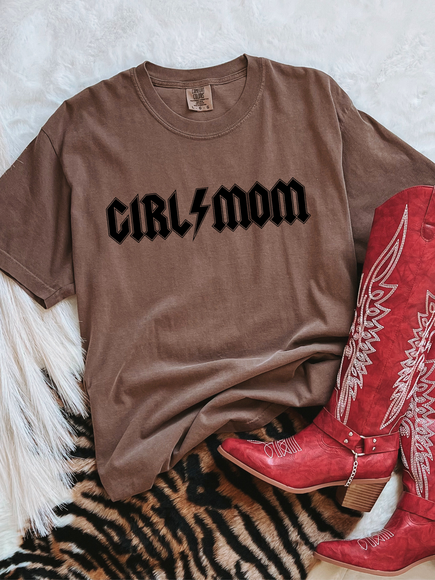 Girl mom bolt