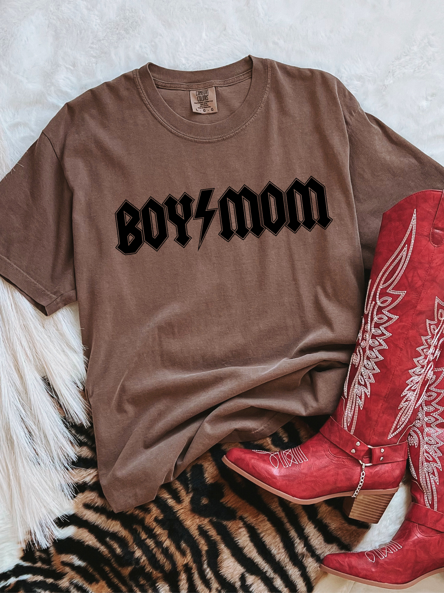 Boy mom bolt