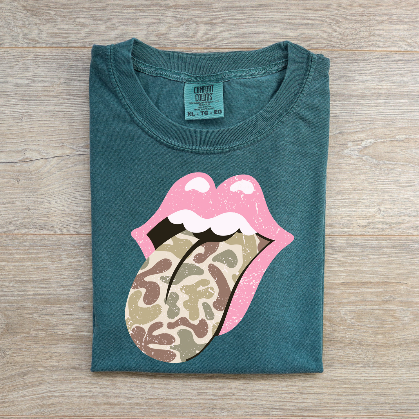 Camo pink tounge