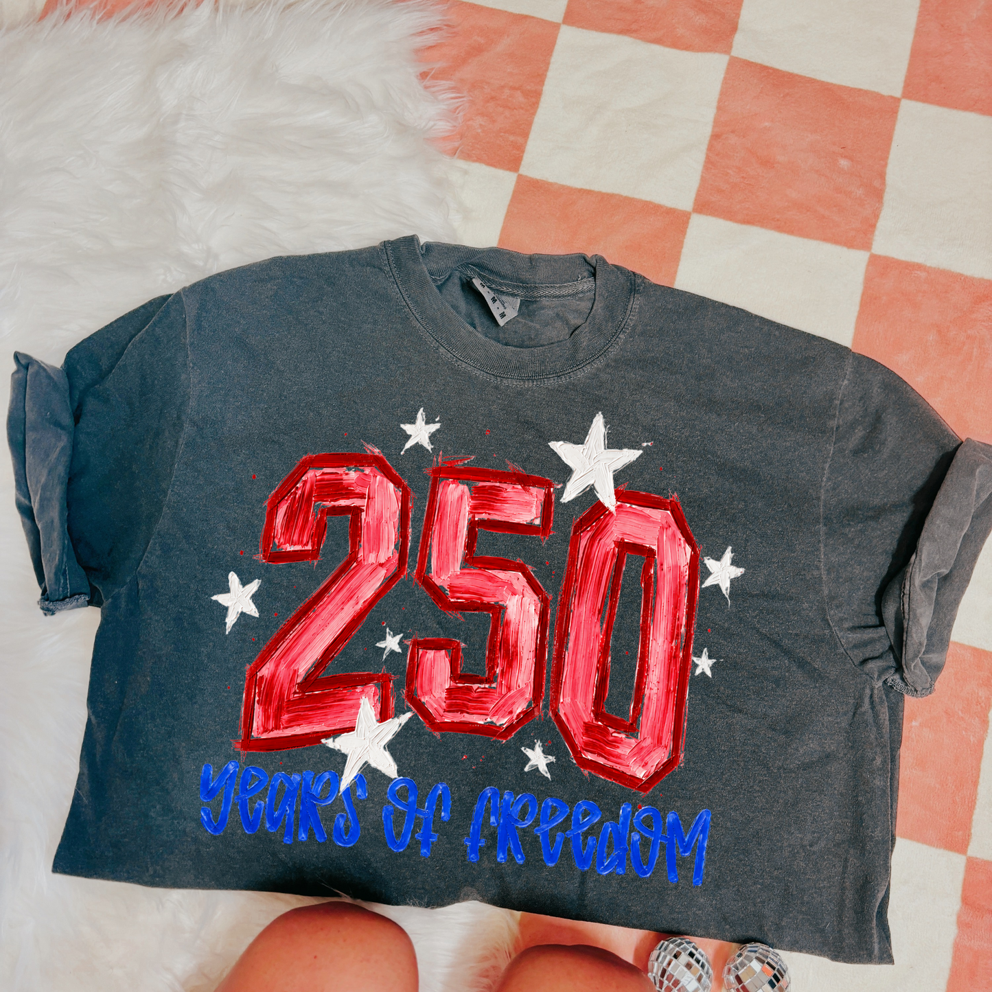 250 years of freedom red