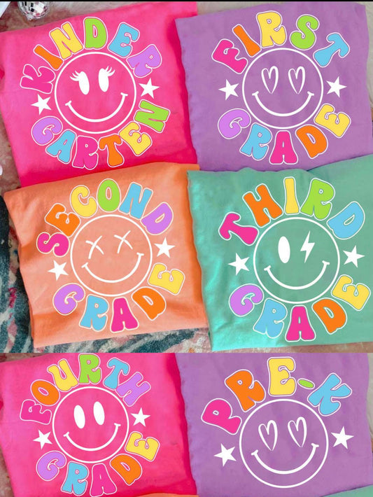Grade girl version smiley -children size